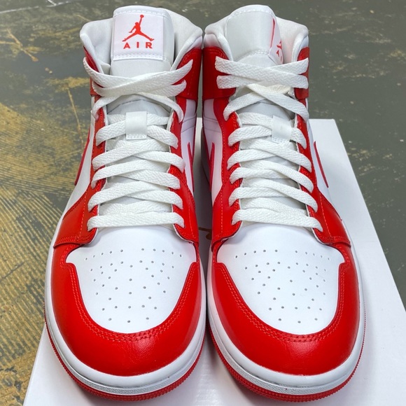 Air Jordan 1 Mid Retro Habanero Red BQ6472-116 WMNS - Picture 3 of 11